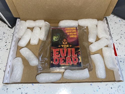 The evil dead sinclair - 🙇,